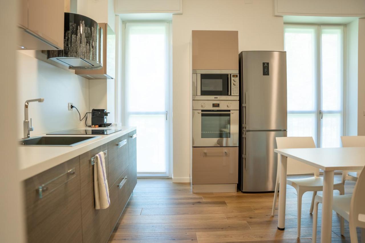 15Min Metro Duomo - Rho Fiera - Skyscraper Kitchen Apartment Milan Luaran gambar